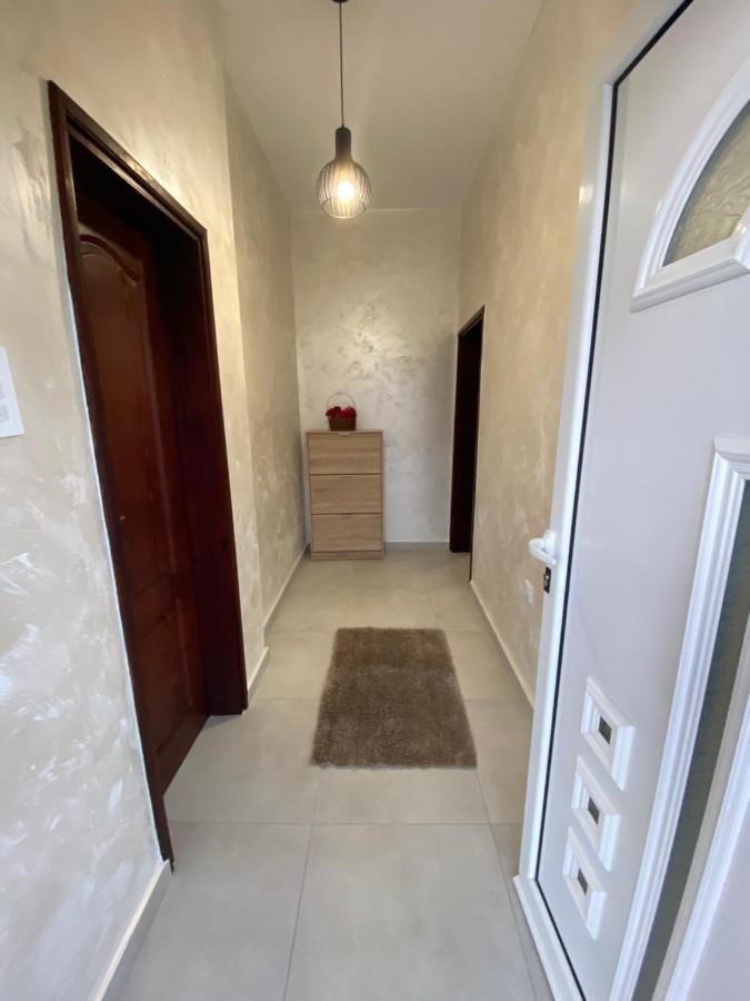 Momentera Apartments Котор Екстер'єр фото
