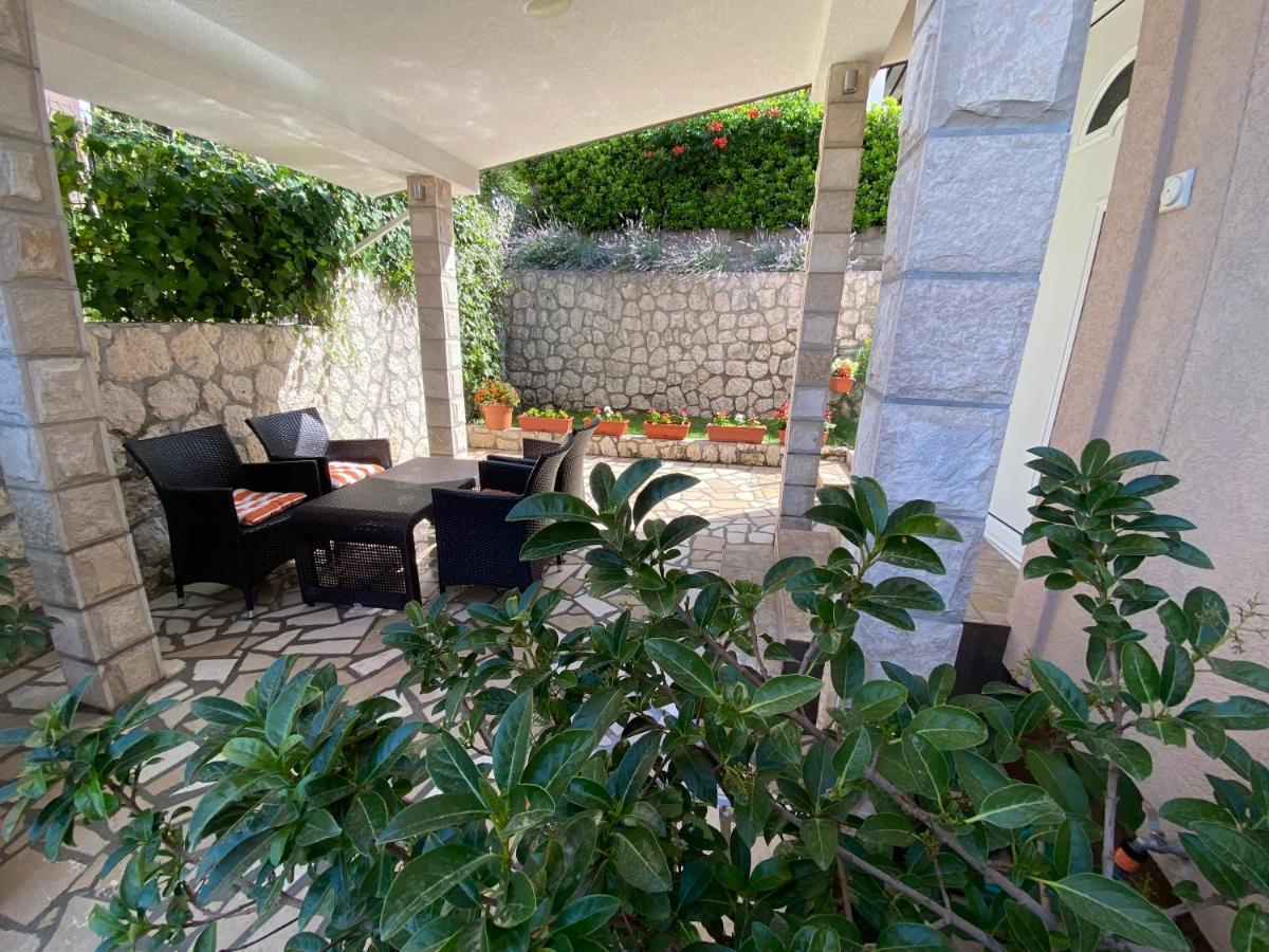 Momentera Apartments Котор Екстер'єр фото