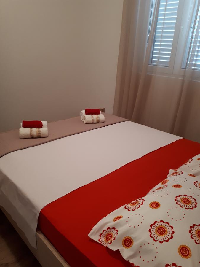 Momentera Apartments Котор Екстер'єр фото